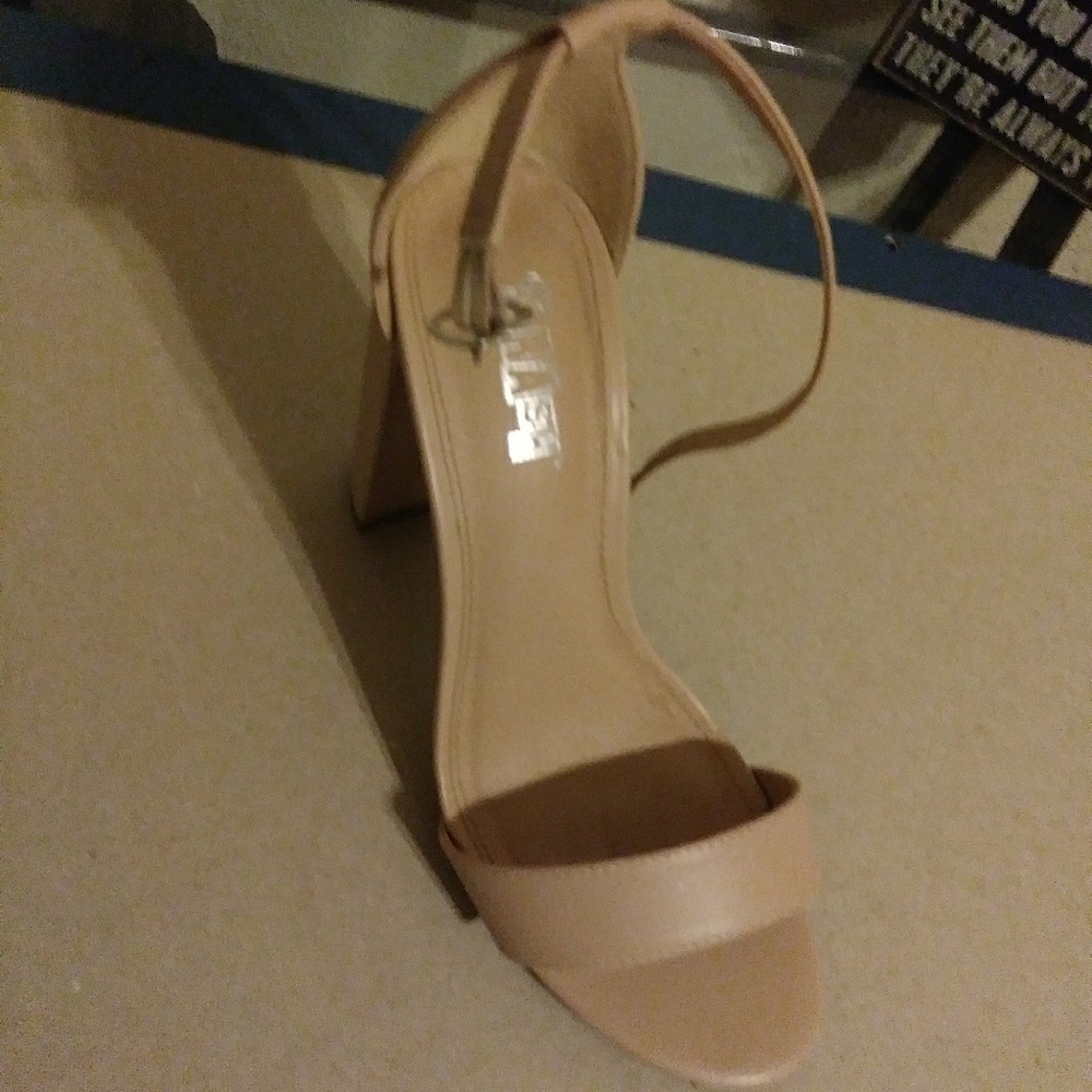 Single strap heels